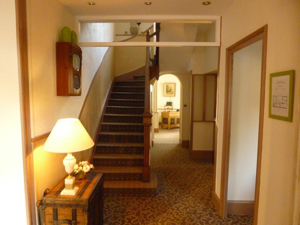 Hotel California Vichy Buitenkant foto