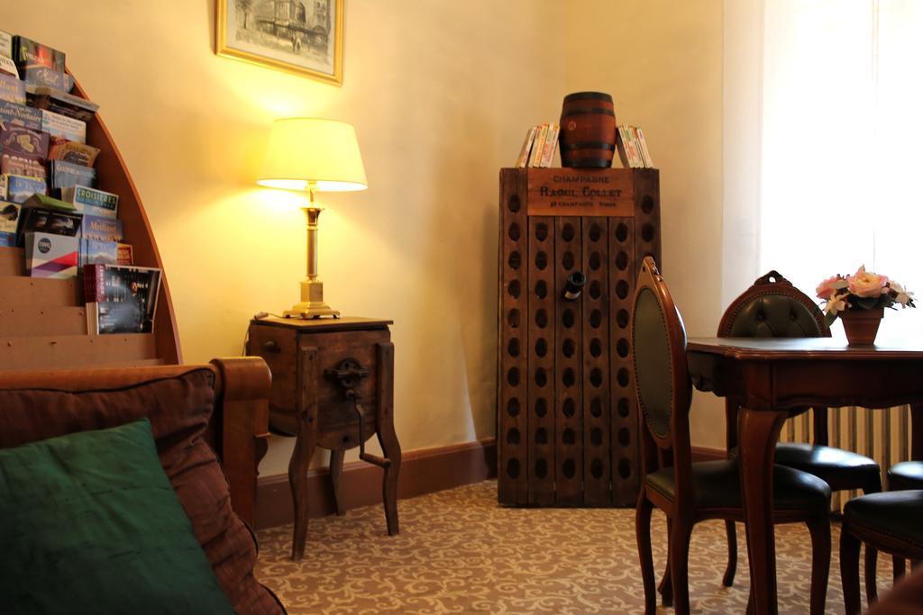 Hotel California Vichy Buitenkant foto