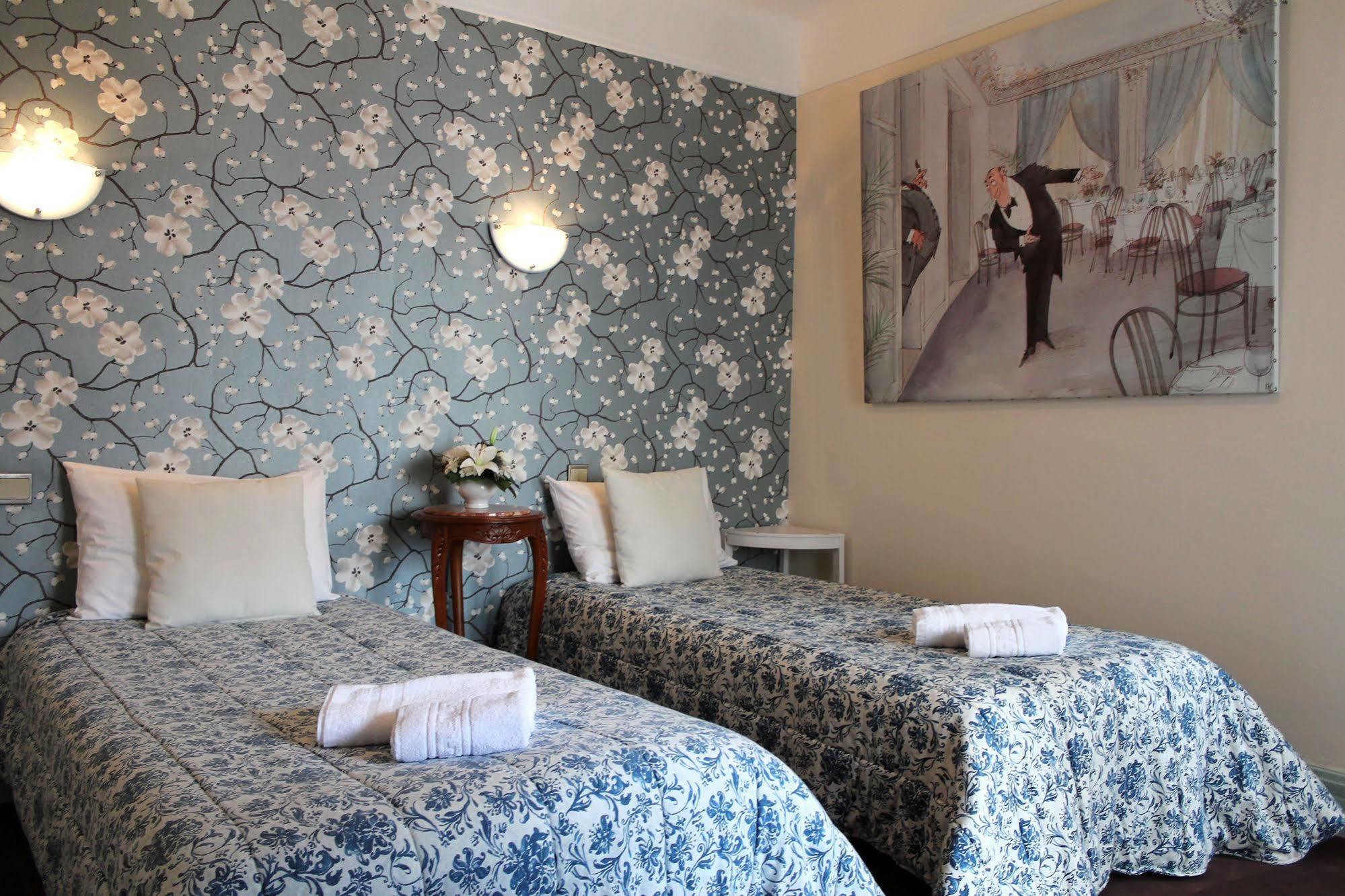 Hotel California Vichy Buitenkant foto
